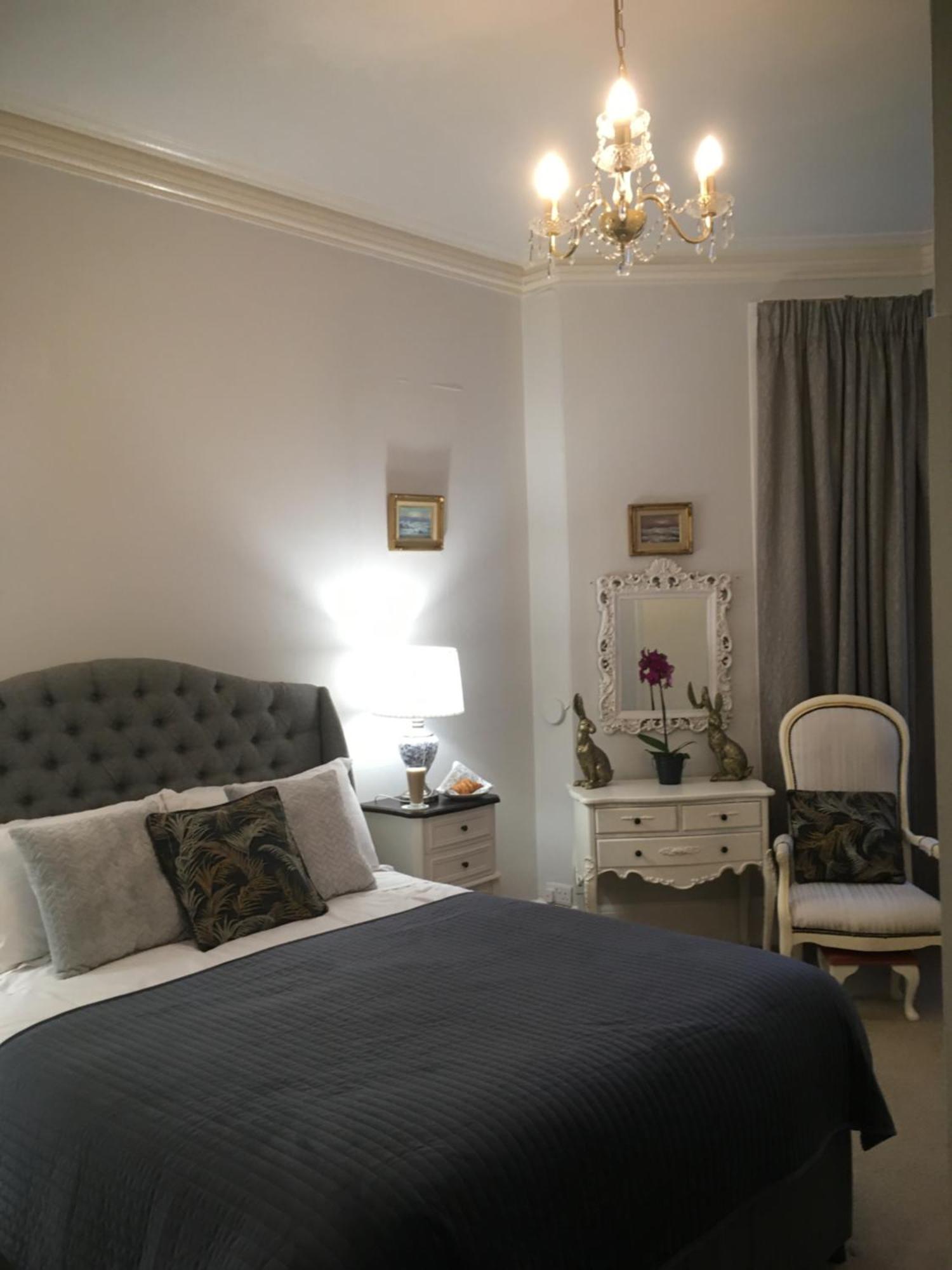 Guest house Fleurie 4*